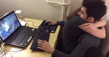 neck touch